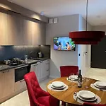 Verano Apartment *